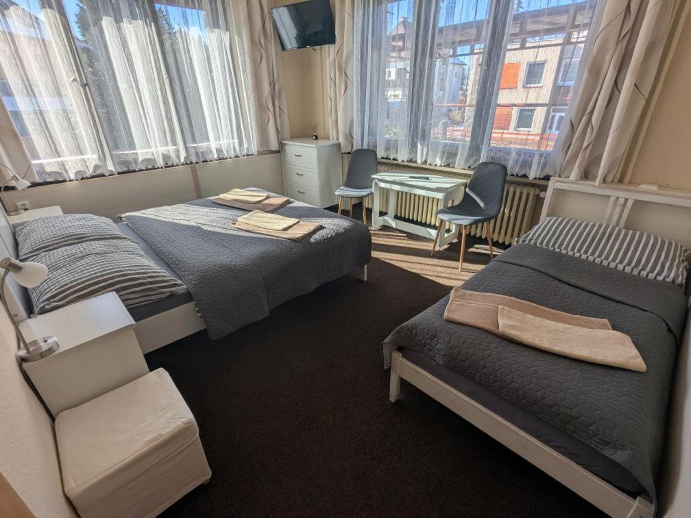 Hotel Alfa 트러트노브 외부 사진