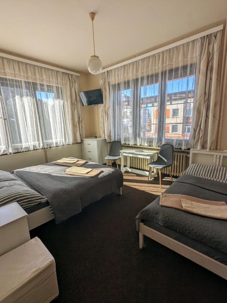 Hotel Alfa 트러트노브 외부 사진